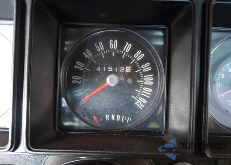 1972 Buick Skylark z USA, uszkodzony, nr VIN 4D37H2H163869